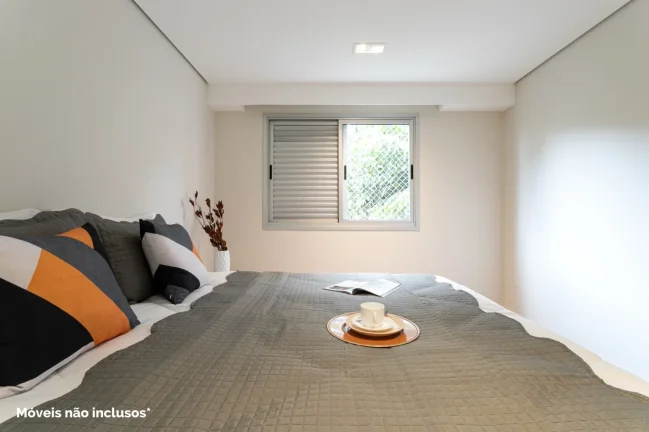 Imagem OPORTUNIDADE IMPERDÍVEL ! Apartamento 162M² Reformado, 3Q, 3 Suítes, 3 Banheiros, 3 Vagas, Piscina, Jardim.