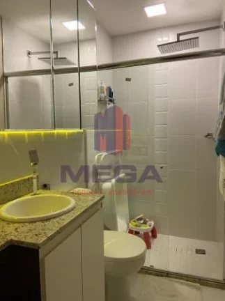 Imagem Vendo apartamento 60m2, 2 quartos, sendo 1 suíte, móveis em laca fosca, todo com móveis sob medid...