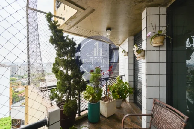 Imagem Apartamento à venda em Moema, São Paulo-SP, 3 quartos, 3 suítes, 2 salas, 3 banheiros, 3 vagas, 202m².