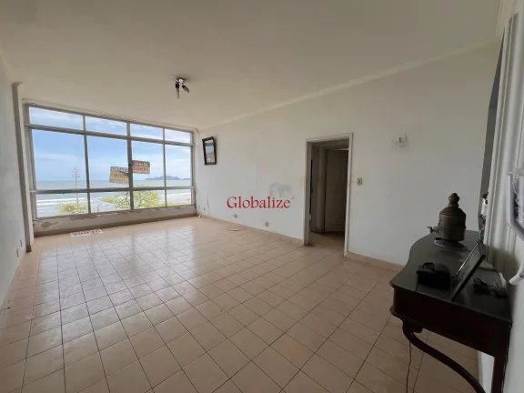 Imagem Oportunidade Para Reforma - Apartamento Vista Mar com 2 dormitórios e 1 vaga escriturada em prédio com portaria 24hrs e elevador por R$ 890.000,00