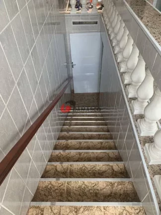 Imagem Sobrado à venda 3 Quartos, 3 Suites, 2 Vagas, 124M², Osvaldo Cruz, São Caetano do Sul - SP