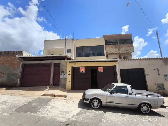 Casa com 3 Quartos à Venda, 104 m² em Novo Barreirinho - Ibirité