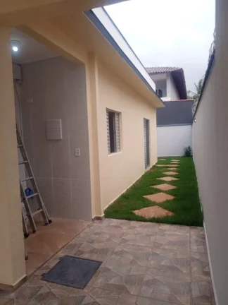 Imagem Casa para Venda em Itanhaém, Jardim Diplomata, 3 dormitórios, 1 suíte, 2 banheiros, 3 vagas