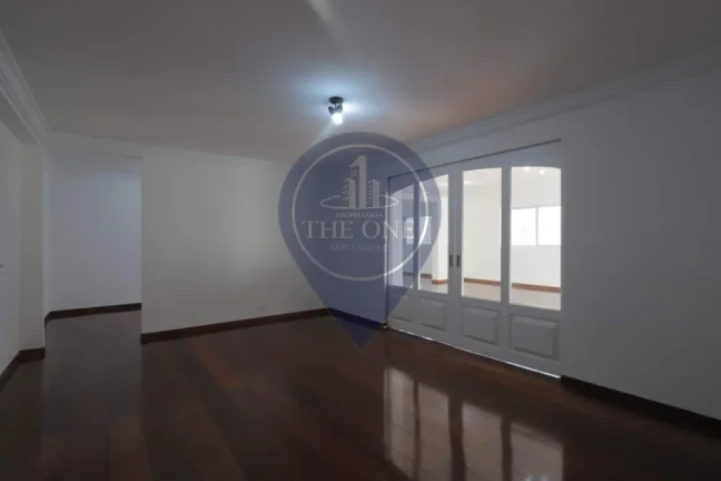 Imagem Apartamento para locação de alto padrão no Itaim Bibi, São Paulo-SP: 3 quartos, 1 suíte, 2 salas, 2 banheiros, 2 vagas, 240m².