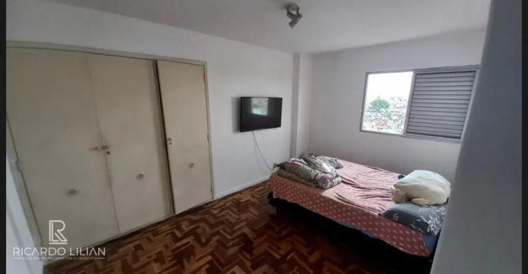 Imagem Apartamento com dois dormitorios sendo uma suite, uma vaga de garagem . AS VENDA!!!