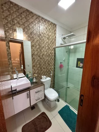 Imagem SOFISTICAÇÃO EM CADA DETALHE – CASA TRIPLEX NO MONTE VERDE, BETIM