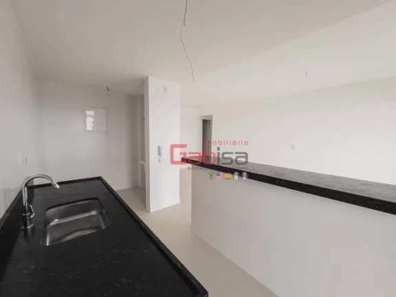 Imagem Apartamento com 2 dormitórios à venda, 82 m² por R$ 550.000,00 - Nova São Pedro - São Pedro da Aldeia/RJ
