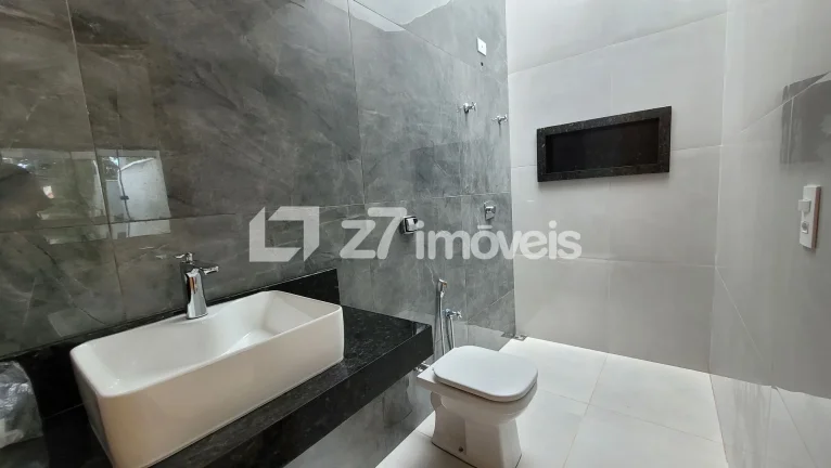 Imagem Casa 3 quartos em Jardim dos Pássaros, Maringá/PR