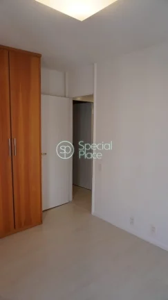 Imagem 101 metros 2 dormitórios 1 suíte dormitório de empregada com banheiro despensa 2 vagas Apartament...