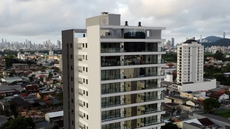 Imagem Apartamento com suíte no centro de Camboriú próximo ao Koch