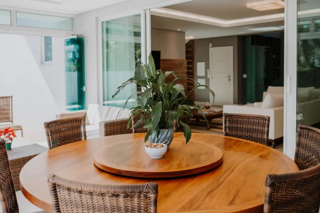 Foto do imóvel: Mansão Mobiliada à Venda em Jurerê Internacional – Amoraeville | 5 Suítes,