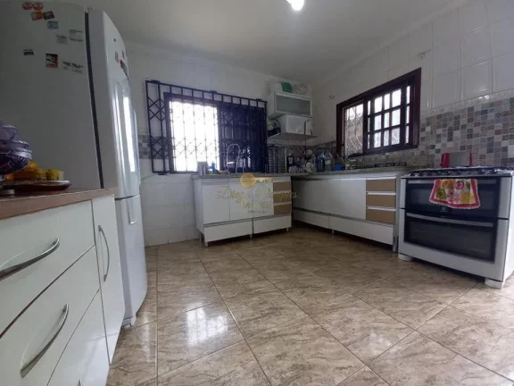 Imagem Casa para Venda em Teresópolis / RJ no bairro Fazendinha