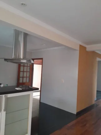 Imagem Casa Sobrado, 3 Dormitórios ( 1 Suíte),275m², Condomínio San Marino, Sjc.