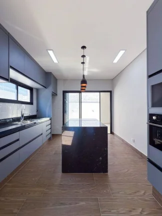 Imagem Casa com 3 quartos à venda, 250 m² por R$ 1.600.000 - Santana de Parnaíba/SP