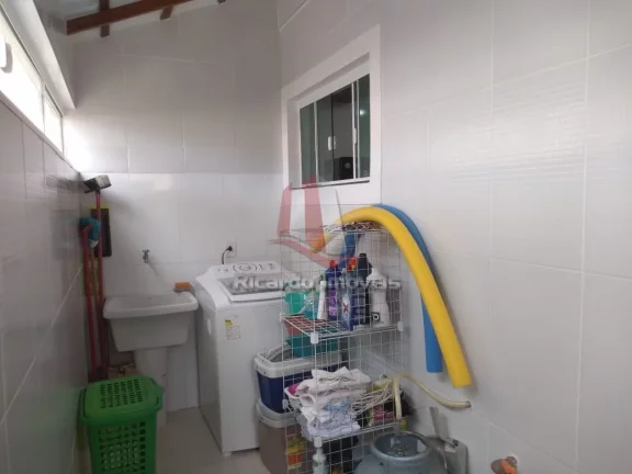Imagem Casa Duplex Moderna Frente Canal Navegável