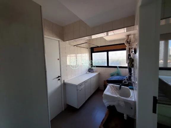 Imagem Apartamento impecavel, ao lado do Shopping Morumbi. 127m², living amplo p/ 2 ambientes, varanda fec...