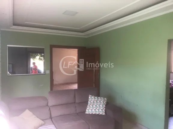 Imagem Imperdível! Casa à venda em Campo Grande-MS, Jardim Vida Nova, 3 quartos, 3 salas, 2 banheiros, 3 vagas, 161m². Venha conferir!