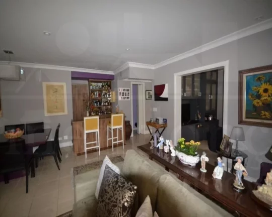 Imagem Apartamento em Pinheiros com 4 quartos (1su­te) e 2 vagas, 155m²