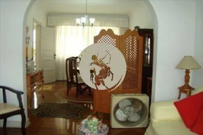 Imagem Sobrado a venda no bairro do Boqueirão em Santos