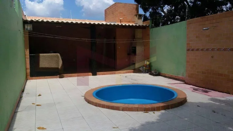 Imagem Casa 2/4 no Jardim Cruzeiro