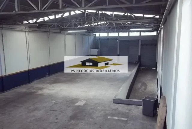 Imagem Galpão Industrial para venda na Zona Leste com 932mts