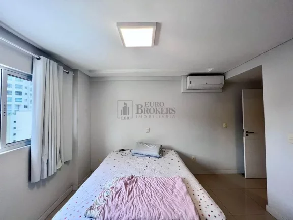 Imagem Apartamento com 3 suítes à venda no Centro de Balneário Camboriú/SC