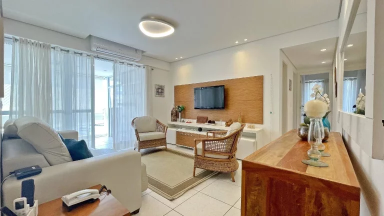 Imagem Apartamento com 3 dormitórios à venda, 127 m por R$ 3.890.000,00 - Riviera