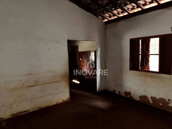 Imagem Casa com 3 dormitórios à venda, 90 m² por R$ 160.000,00 - Jardim Leonora - Itumbiara/GO