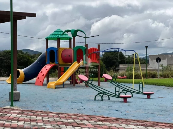 Imagem Terreno de 1.000m² Seu Sonho em um Condomínio Fechado em Bragança Paulista-SP
