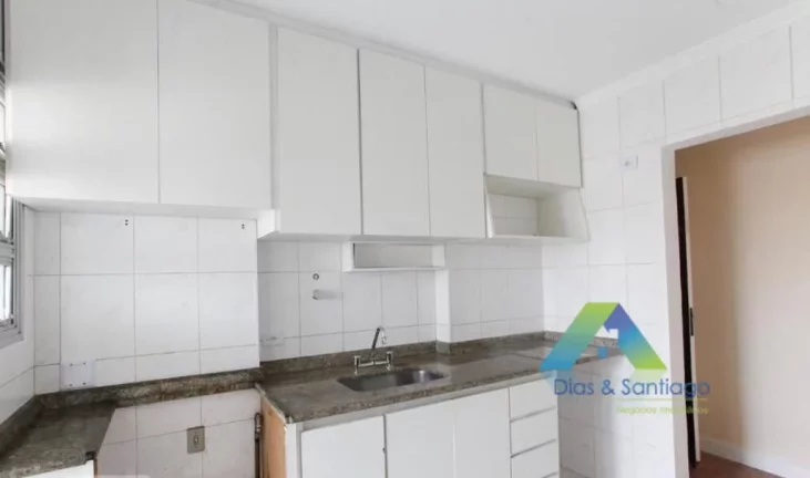 Imagem Lindo apartamento todo reformado, ótima localização com lazer completo.