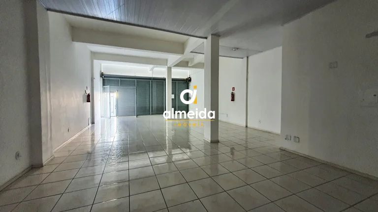 Imagem Sala térrea para locação central ao lado do Registro de Imóveis