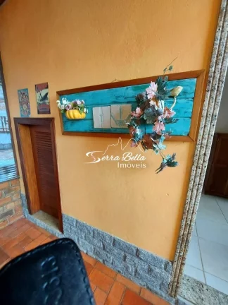 Imagem Casa com 3 dormitórios à venda, 344 m² por R$ 990.000,00 - Albuquerque - Teresópolis/RJ