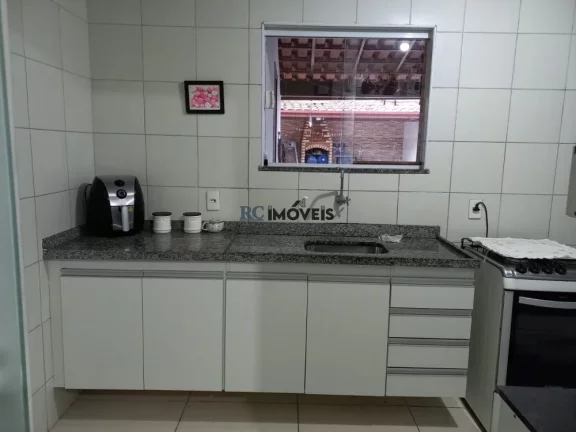 Imagem Casa a Venda no bairro Monjolos - São Gonçalo, RJ