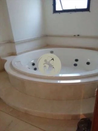 Imagem OPORTUNIDADE UNICA! APARTAMENTO PORTEIRA FECHADA, MOBILIADO COM REQUINTE E BOM GOSTO, NA RUA MAIS CH...