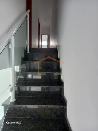 Imagem Sobrado 2 dormitórios, sendo 1 suíte, sala ampla, cozinha, 2 banheiros, 2 lavabos, área gourmet, ...