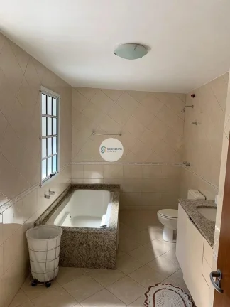 Imagem Casa à venda no São Lourenço em Curitiba
