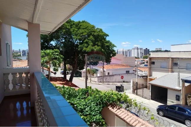 Imagem Casa na Vila Jardini com 4 Quartos, Piscina e Jardim em Sorocaba