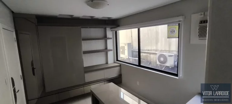 Imagem Sala Comercial 102m² no Interclínicas em Tubarão
