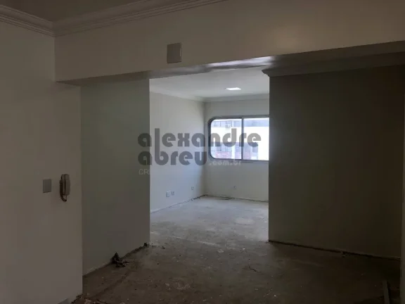 Imagem Apartamento reformado com 2 dormitórios em Moema à venda