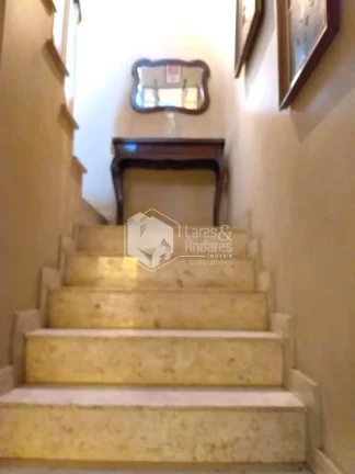 Imagem SOBRADO À VENDA, COM 267M² COM 3 DORM (1 SUÍTE), SALÃO GRANDE COM WC, 3 VAGAS DE GARAGEM COM ARMÁRIOS EMBUTIDOS NOS QUARTOS. - PRÓXIMO METRÔ VL MADALENA