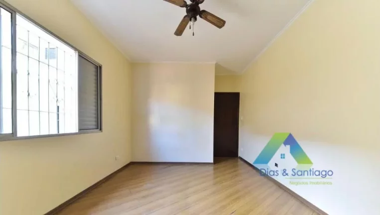 Imagem PAULICEIA Sobrado 310M², 4 dormitórios, 1 suíte, 4 vagas com ótima localização e valor !!!