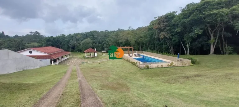 Imagem Terreno para Venda em São Roque, Alpes Paulista (mailasqui)