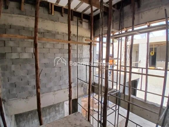 Imagem Casa à venda no Condomínio Pedra Alta, em Campinas, um imóvel de altíssimo padrão que reúne so...