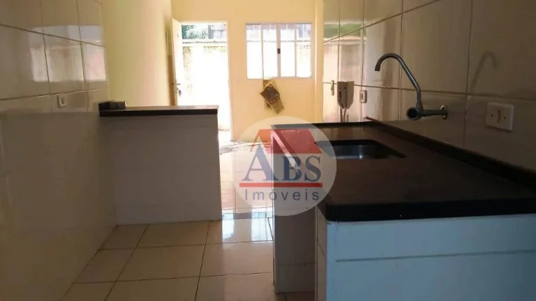 Imagem Casa com 2 dormitórios à venda, 55 m² por R$ 150.000,00 - Vila Ema - São Vicente/SP