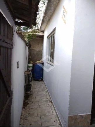 Imagem Casa Duplex 3 Quartos, Suíte e 2 Vagas – Comendador Soares