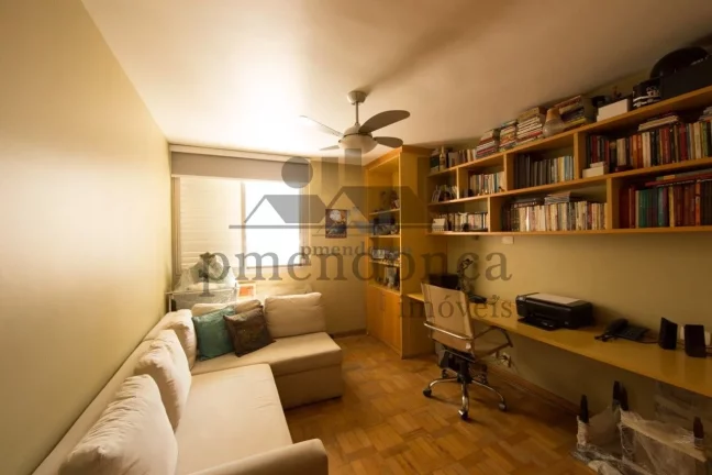 Imagem Belíssimo apartamento a venda na Santa Cecília com 240m²!