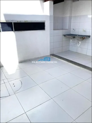 Imagem Casa para Venda em Feira de Santana, Mangabeira, 3 dormitórios, 2 suítes, 1 banheiro, 2 vagas