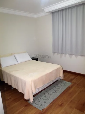 Imagem Apartamento quadra mar com 5 suítes em Balneário Camboriú