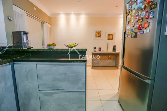 Imagem Casa em Condomínio à venda em Reserva Pagliato com 124m² 3 quartos, 2 vagas