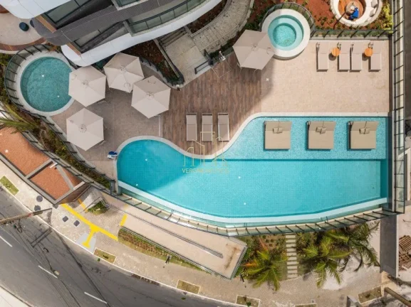 Imagem Apartamento à Venda no Beach Class Jaguaribe ? 2 Quartos, Varandão e Vista Privilegiada | 64 m² | 2 Vagas